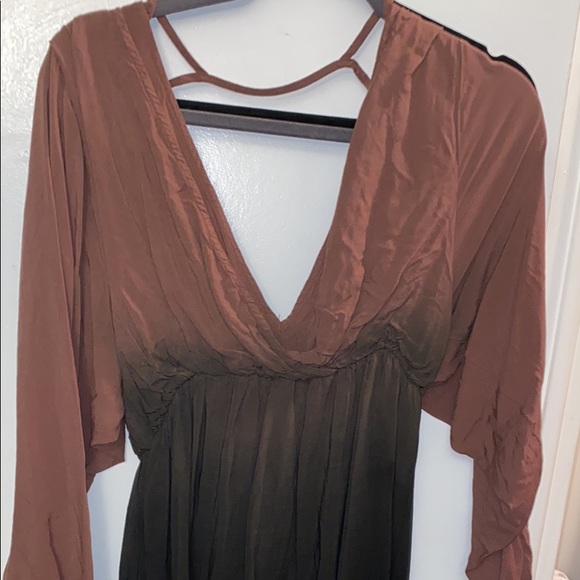 Dress - Picture 1 of 2